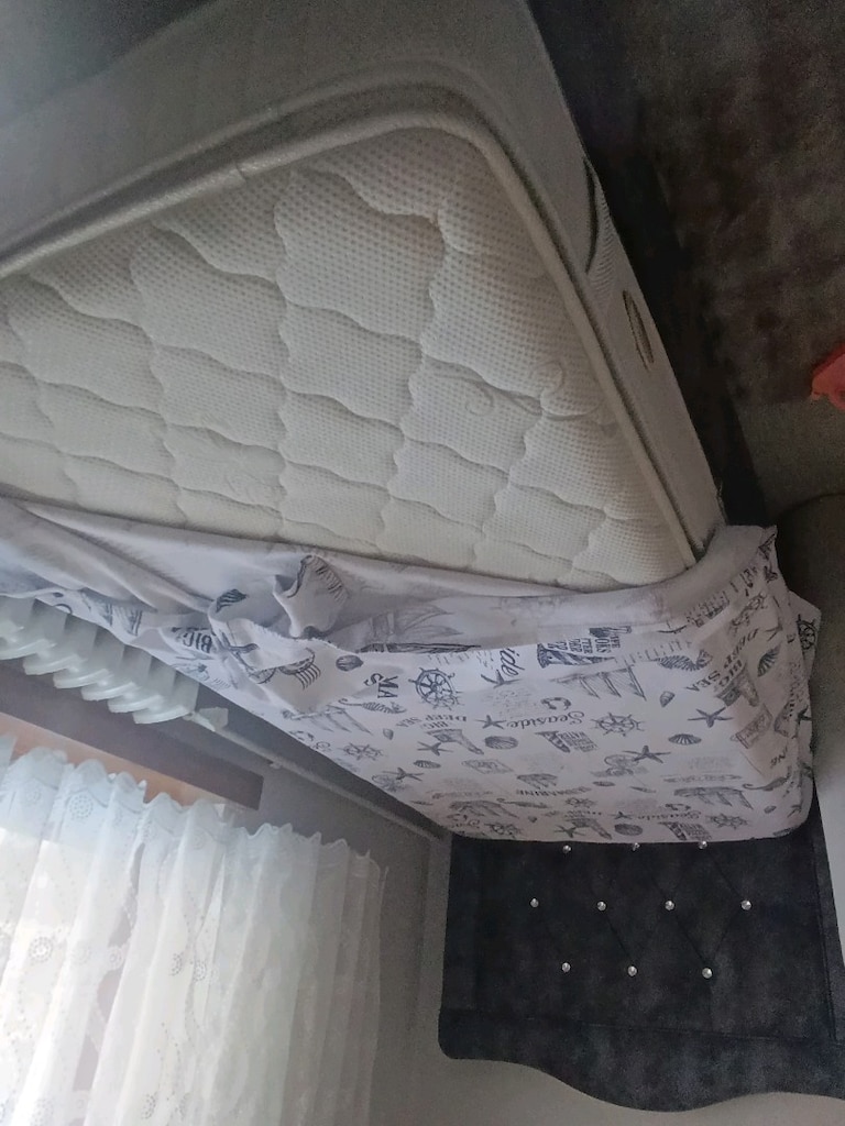 yatak baza baslık sıfır ayarında cok temız cok az kullanıldı - 2