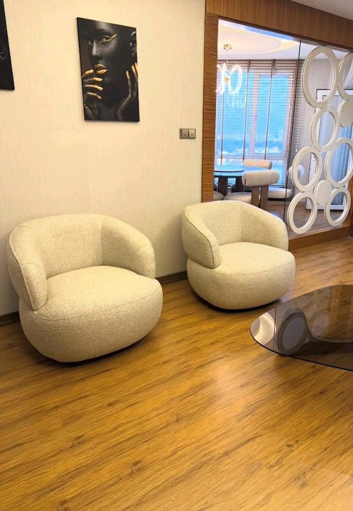 Beyaz eşya ve koltuk takımı - 4