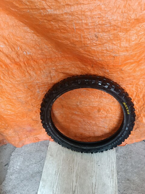 cross motorsiklet lastiği ebatları 80'e 100 21 jant