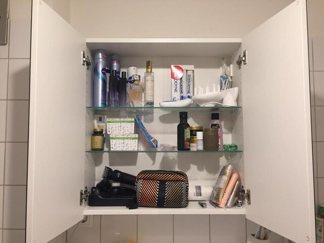IKEA ENHET AYNALI BANYO DOLABI