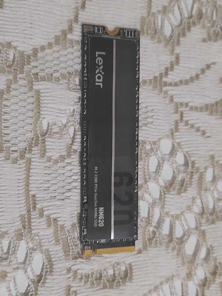 Lexar NM620 512GB M.2 SSD - 2
