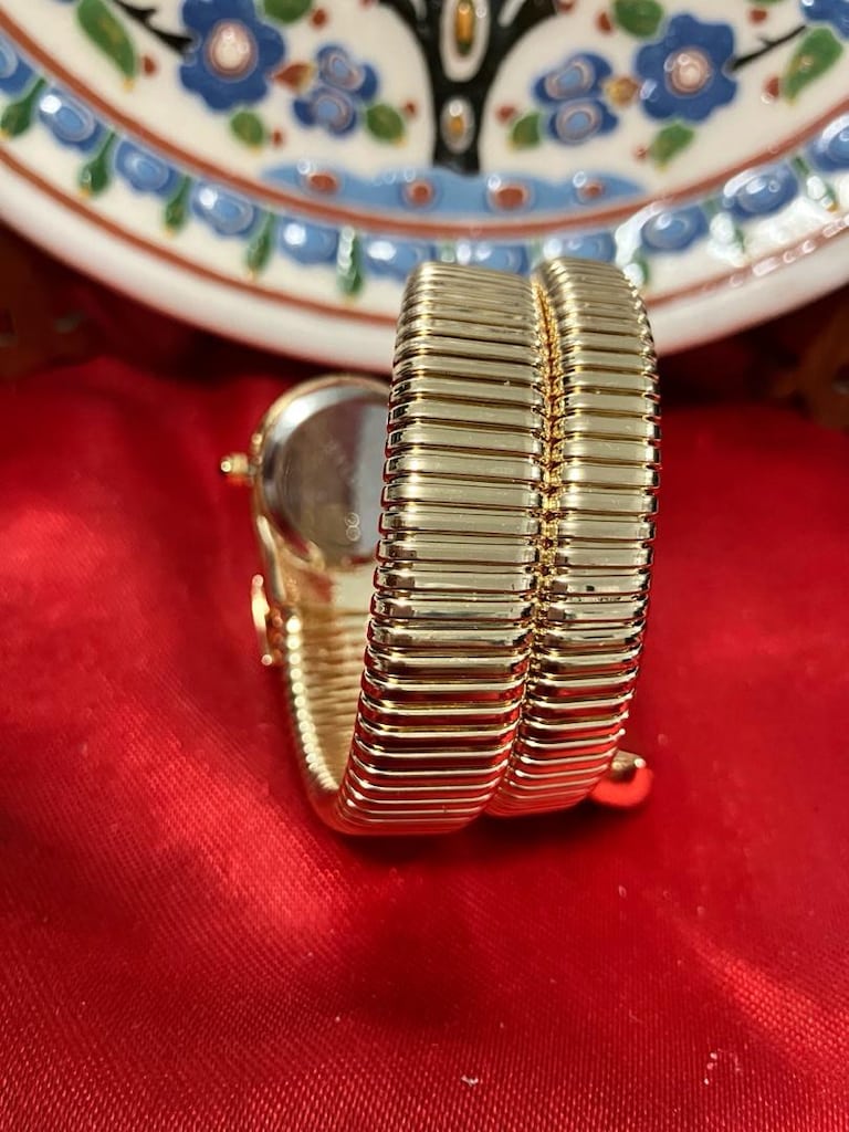 Bvlgari siyah Kadranlı Altın Tonlu yılan kordon kadın saati - 7