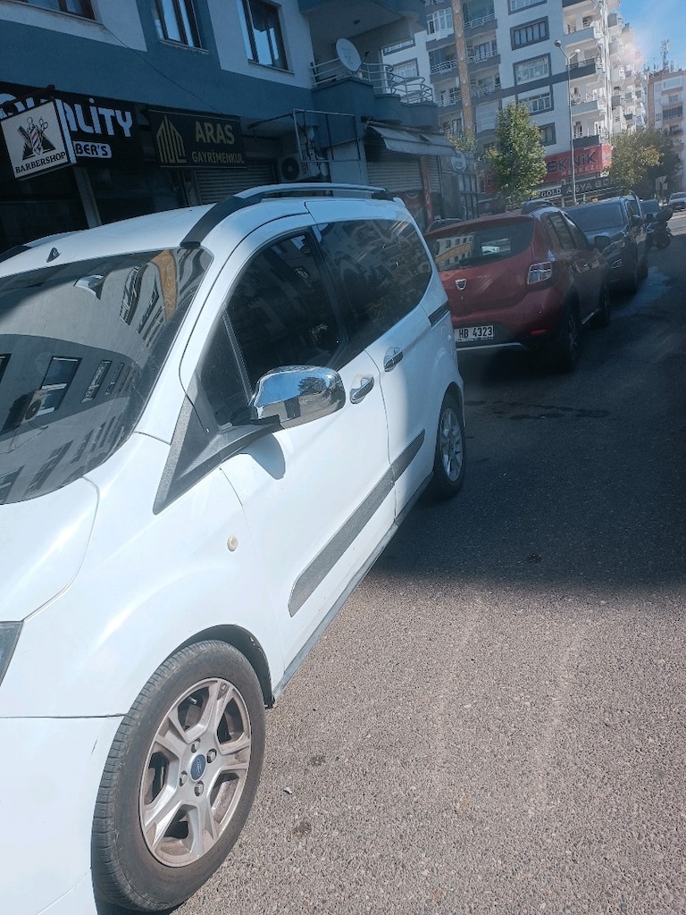 FORD COURİER 2022 model 1.5 TDCİ Delux 100/luk - 2