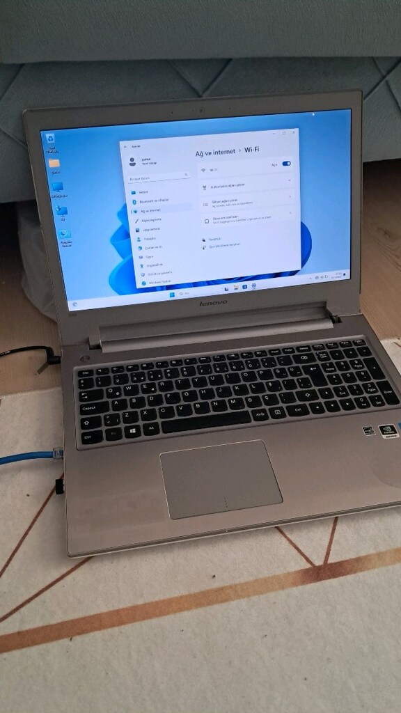 Lenovo z500 20202 i5 6gb ram 320 gb harddisk - 2