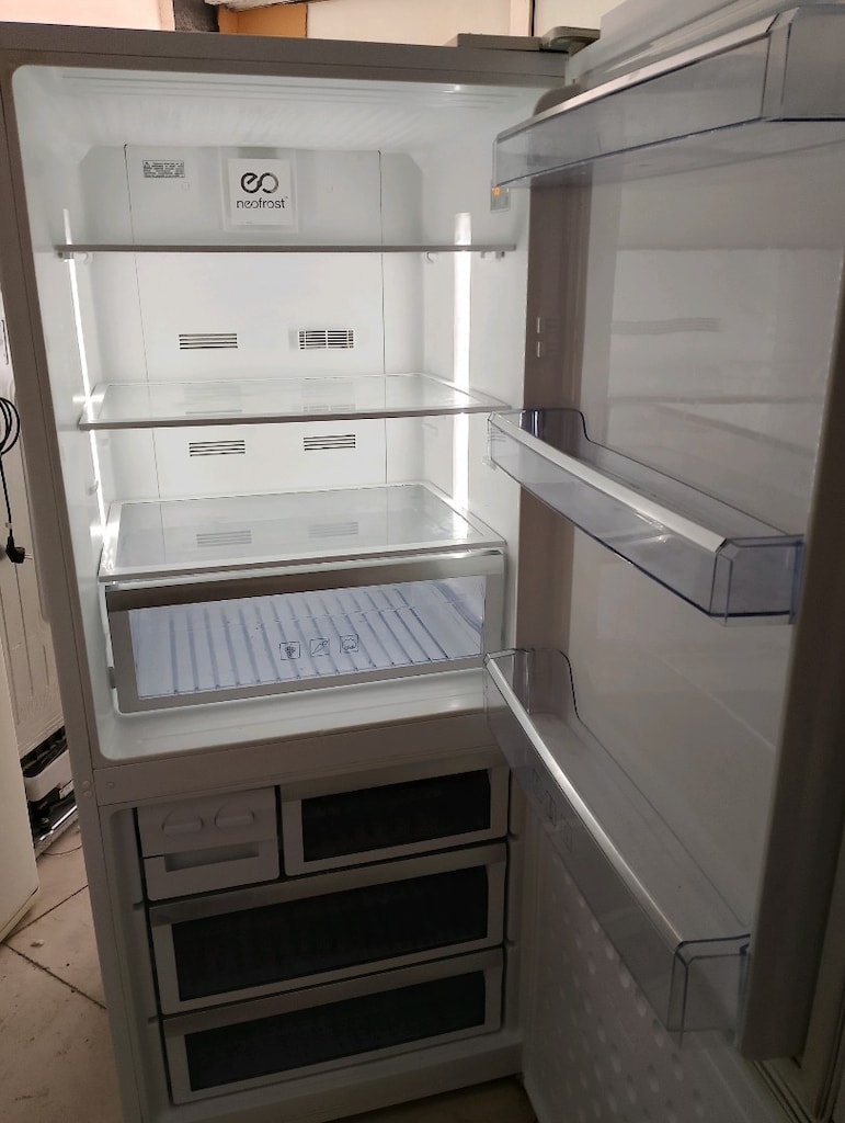Beko nofros buzdolabı nakliye kurulum dağil sorunsuz - 5
