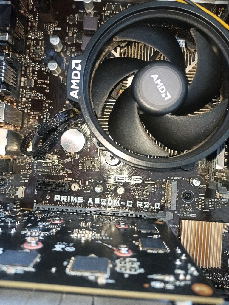 Ryzen5 1600 / 16GB / RX550 - 5