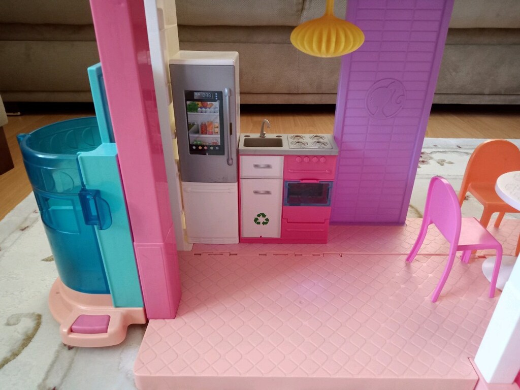 Barbie oyun evi - 8