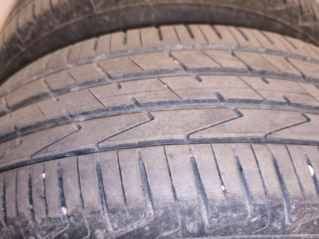 Hankook Lastik 215/65/17 Ventus S1 evo 2 SUV - 4