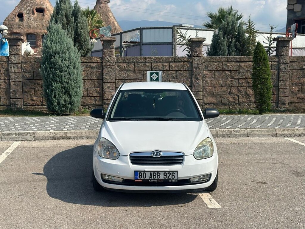 SAHİBİNDEN HATASIZ OTOMATİK HYUNDAİ ACCENT 2012 - 2