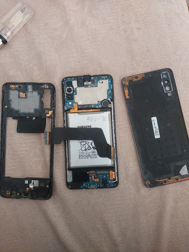 samsung a71 ekra sol tarafta çizgi var ara film bozuk - 5