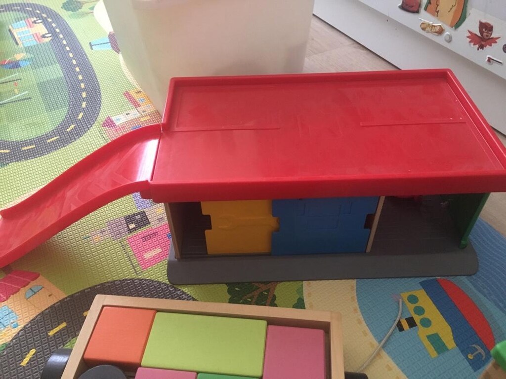 İkea ahşap sök tak arabalar ve otopark ve ikea karakterler oyuncak - 2
