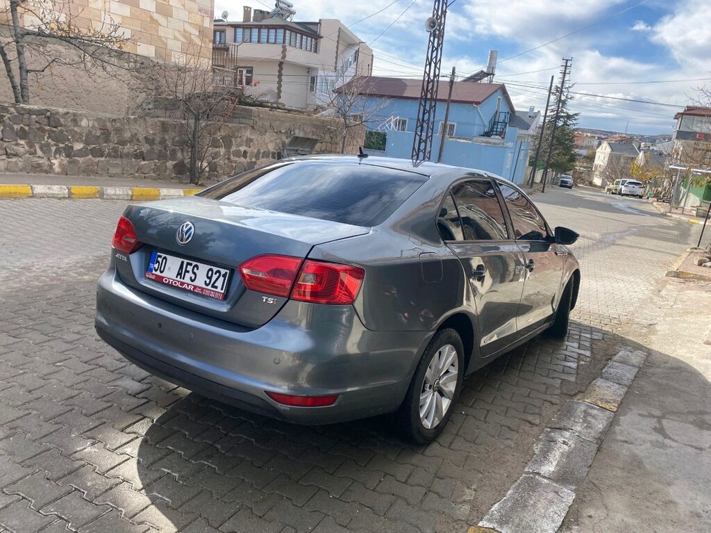woswogen jetta 2012 model - 3
