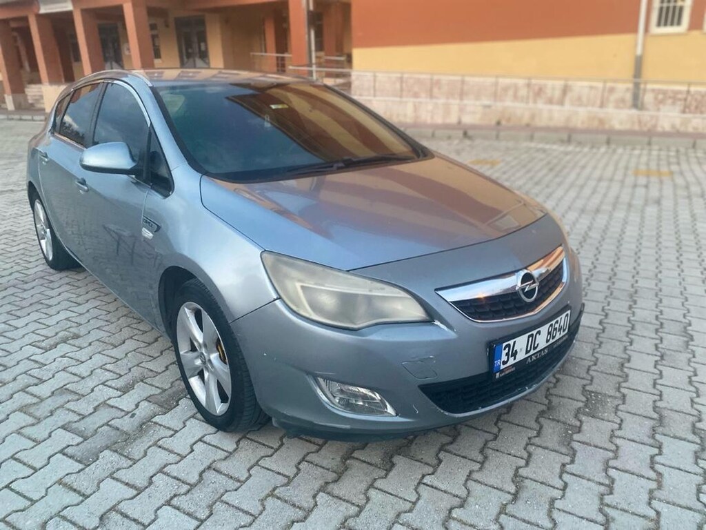 Opel Astra 1.4 Turbo benzin lpg 140 beygir - 4