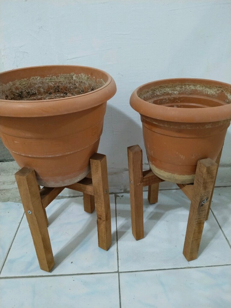 Çiçek Sehpası Saksılık