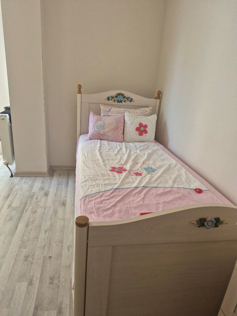 Karyola - 3
