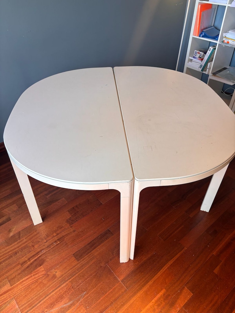 IKEA BEKANT Yarım Yuvarlak Masa (2 Adet) - 140 cm Yuvarlak Olur - 2