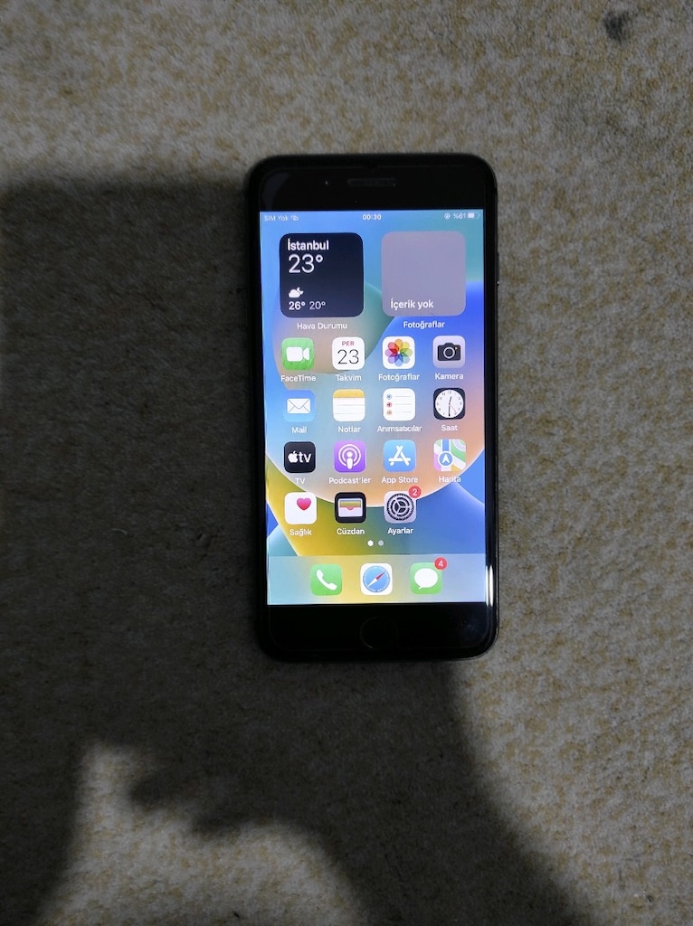 iPhone 8 Plus - 4