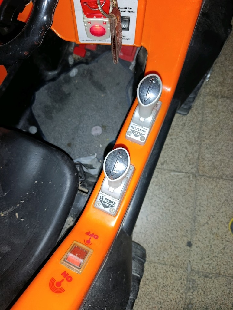 12 v akülü araba - 8