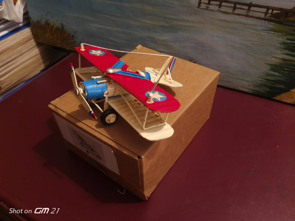 MNK Dekoratif Metal Model Mavi Sarı Tasarımlı Uçak - 3