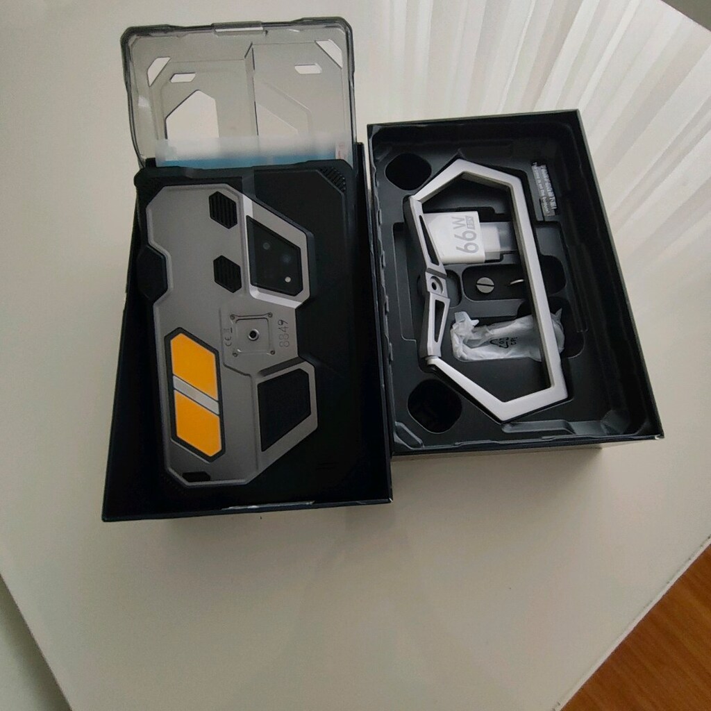 UNİHERTZ TANK PAD ULTRA SIFIR KUTUSUNDA - 10