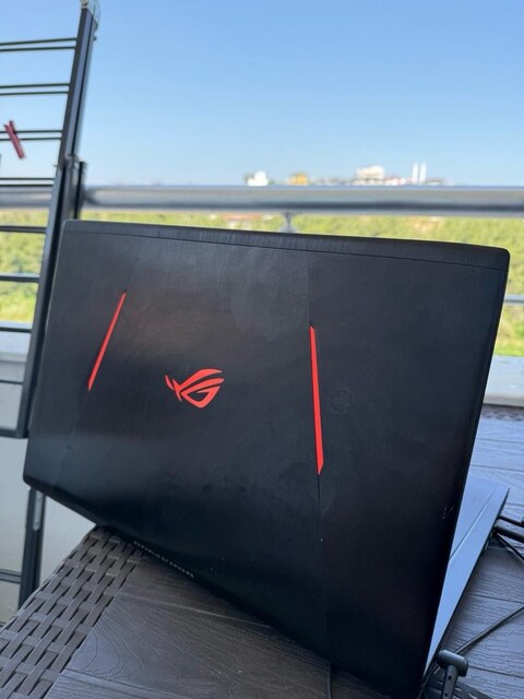 Asus gaming oyuncu laptop
