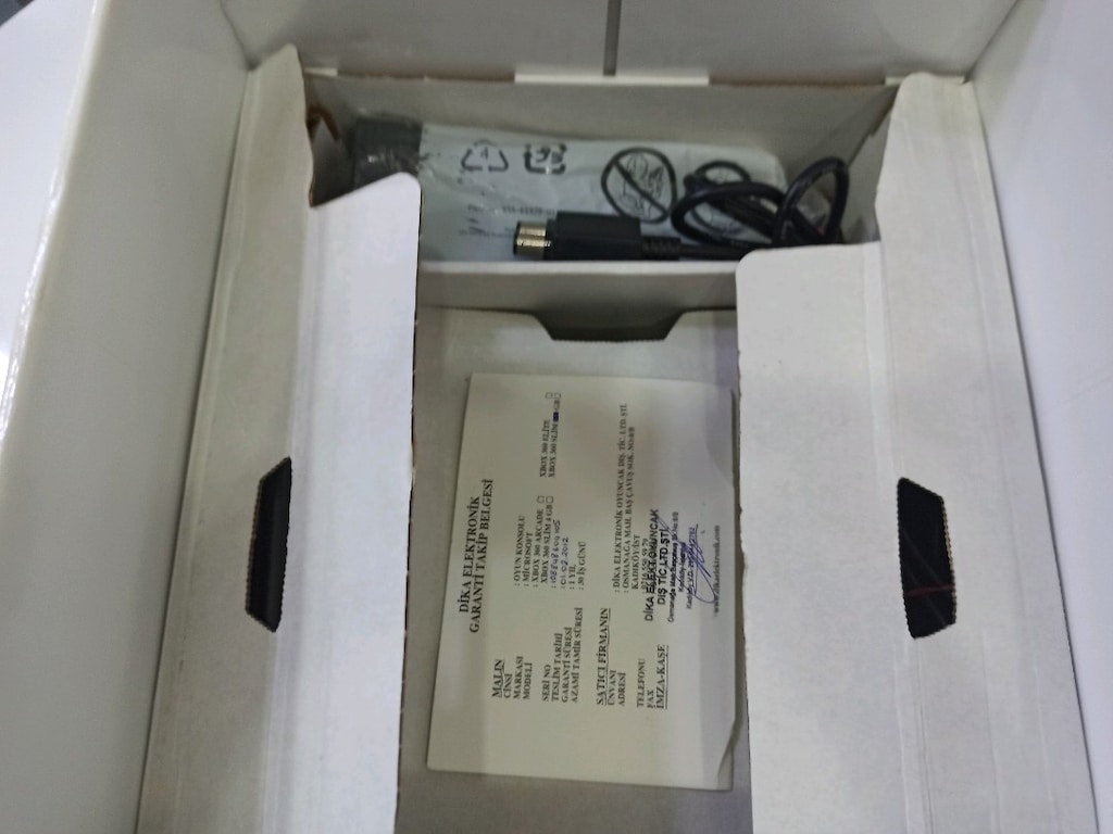Xbox 360 Slim 250 GB Orjinal Tek Kol Orjinal Kutulu Koleksiyon Set - 9