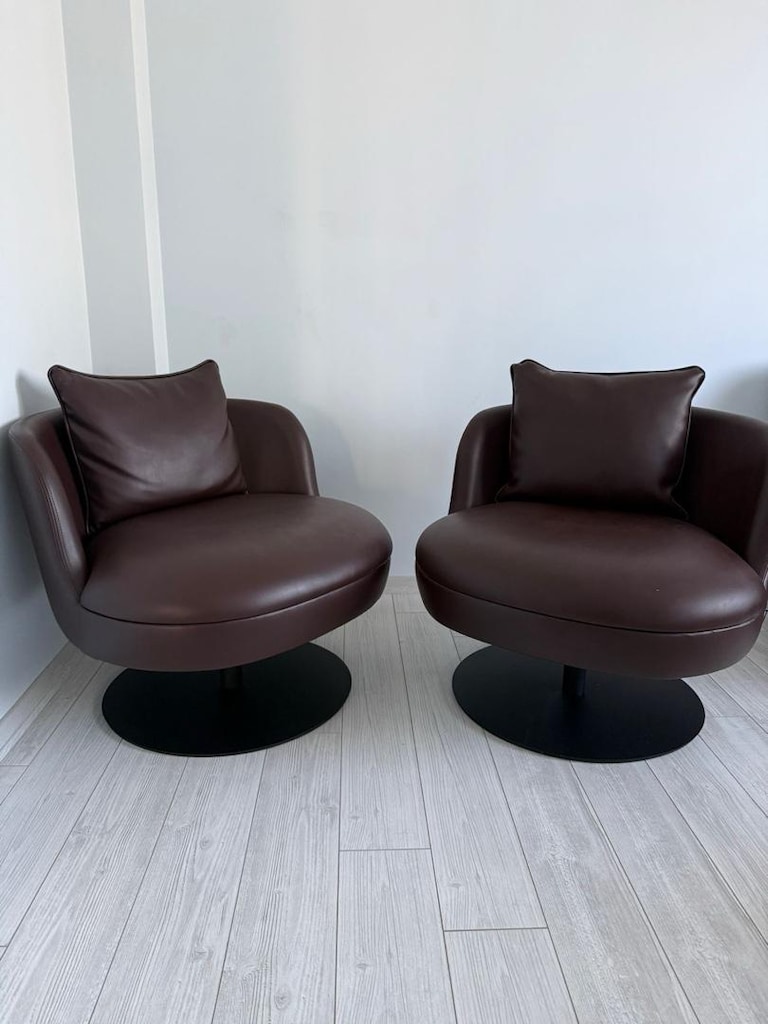 360 derece dönebilen deri ofis koltuğu - 2