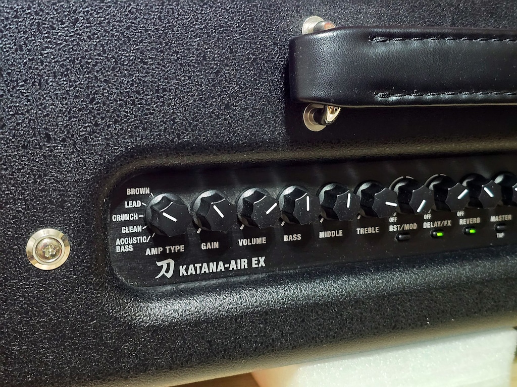 Boss Katana Air-Ex | Taşınabilir 2x5" Gitar Amfisi - 9