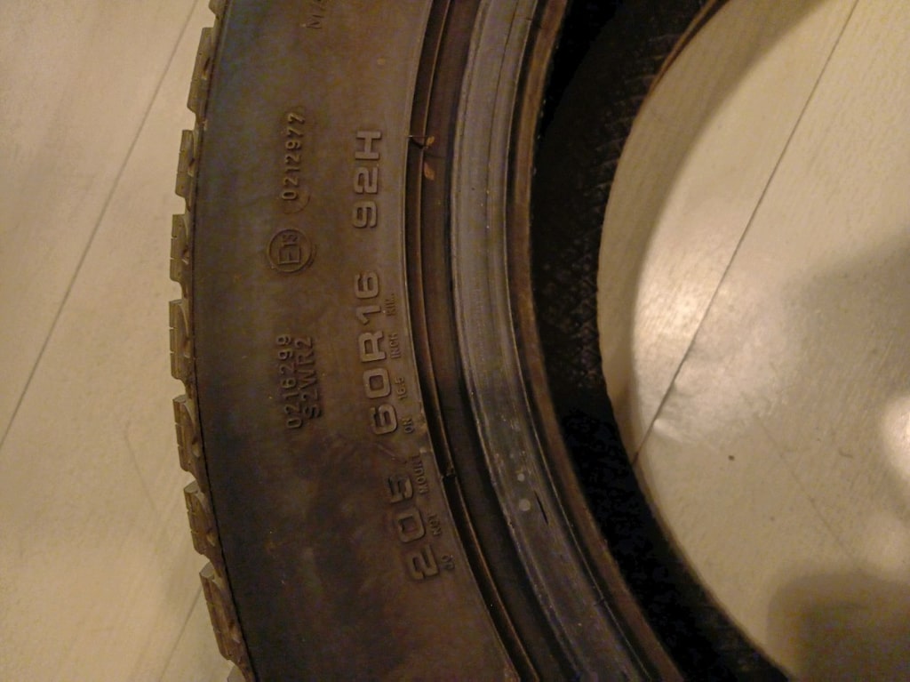 Goodyear 205/60/16 RunFlat kışlık lastik - 2