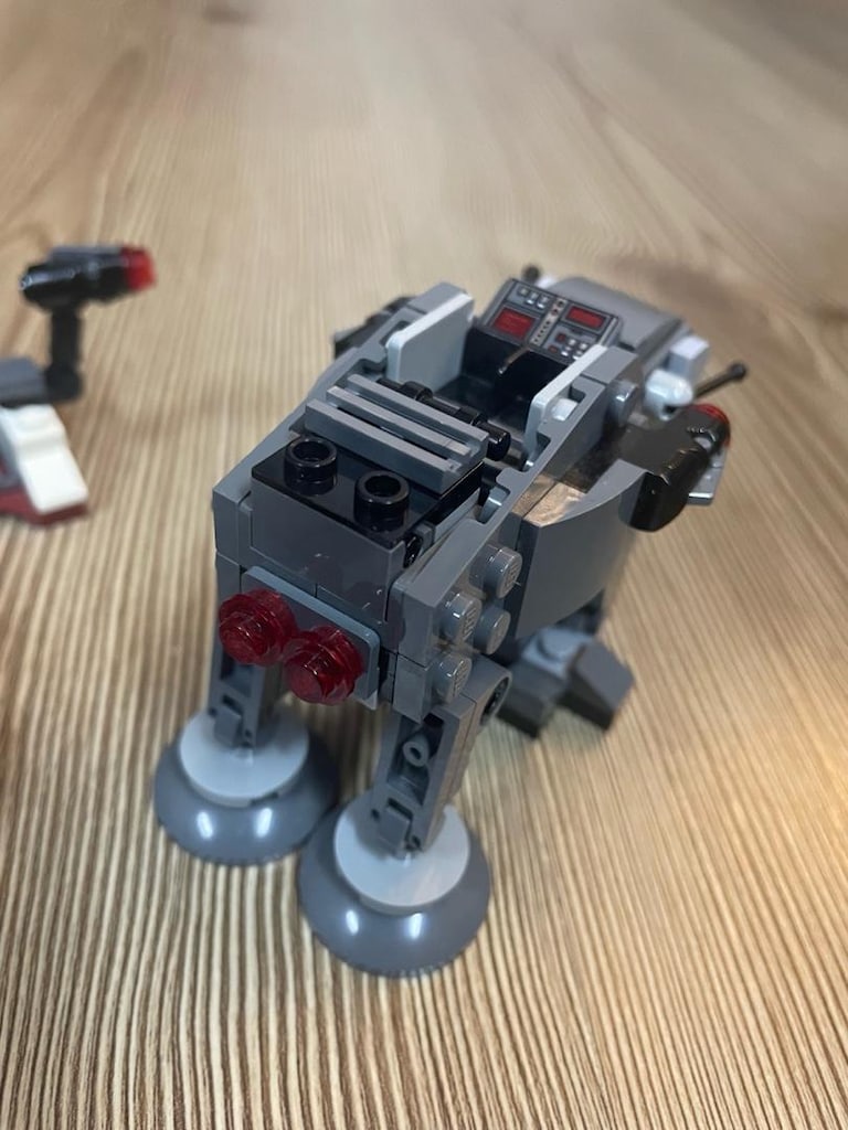 LEGO Star Wars 75195 Ski Speeder - 9