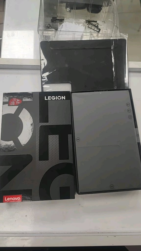 Sıfırdan Farksız Lenovo Legion Y700 5. Gen 12GB/256GB | 10 Günlük + Sı - 3