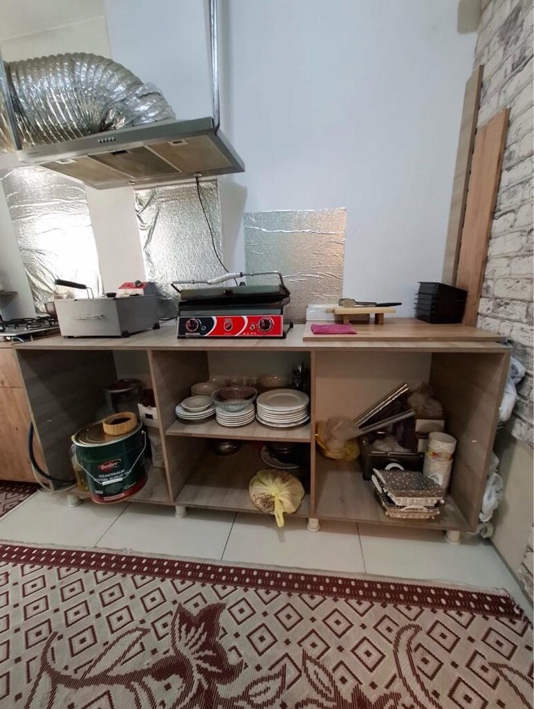 Hazır düzeni kurulu işletme büfe salonu malzemeleri zararına satış - 15