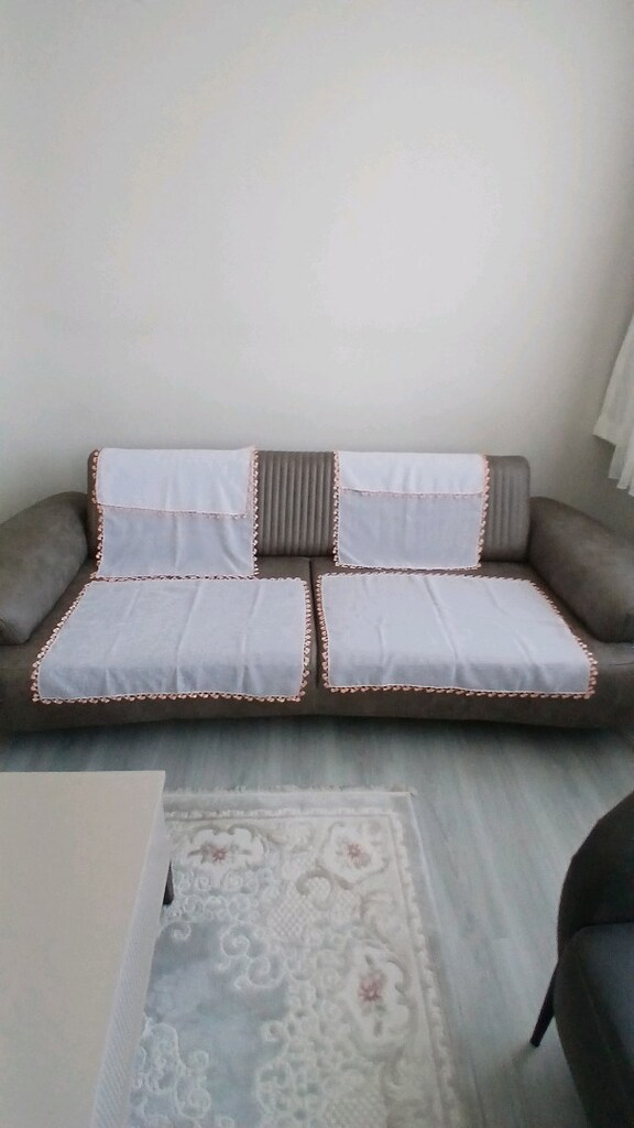 Sıfır 4 tane örtü el emeği dantel. - 2