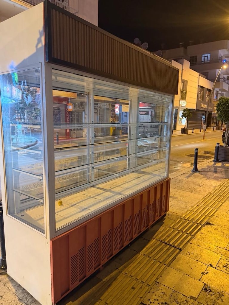 BÜYÜKBOY SÜTLÜK VİTRİN DOLAP SOĞUTUCU - 2