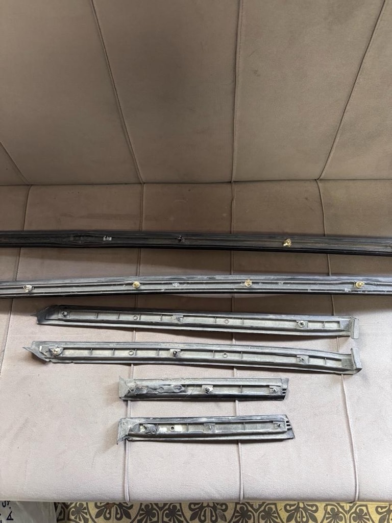 mercedes clk w208 kapı cıta , camurluk cıta , marspiyel - 2