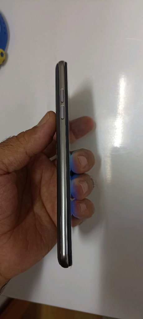 General Mobile G8 go - 7