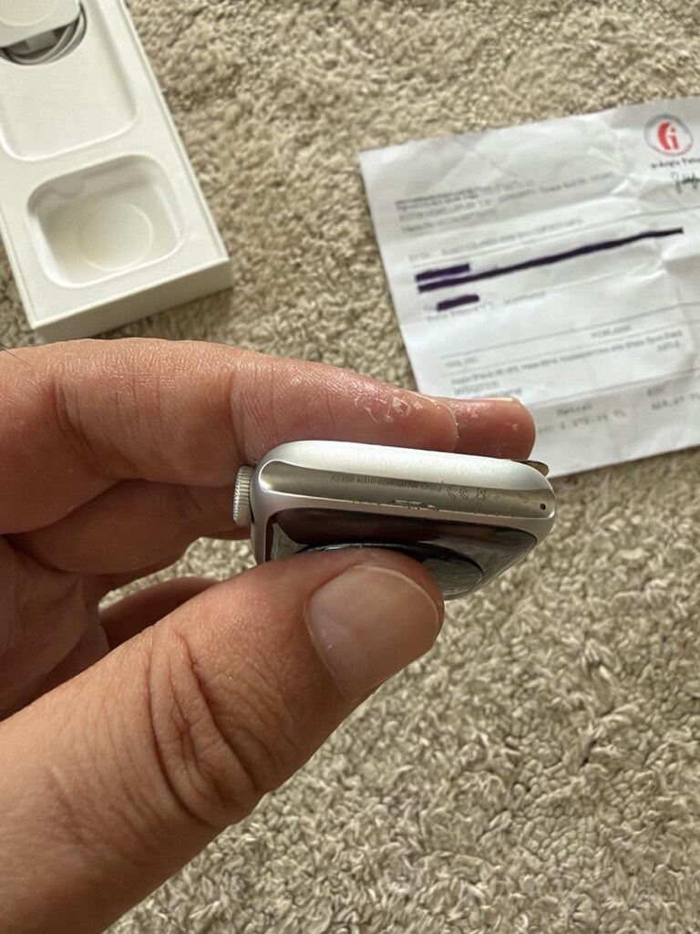 Apple Watch SE 44 mm ekran hasarlı - 6