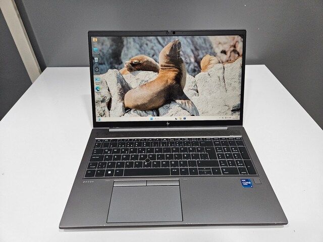 HP ZBOOK İ7 11.NESİL + 32 GB RAM + 1 TB SSD + DOKUNMATİK EKRAN
