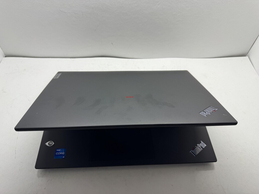 THİNKPAD T14 İ5 12. NESİL 16 GB RAM 256 NVME - 9