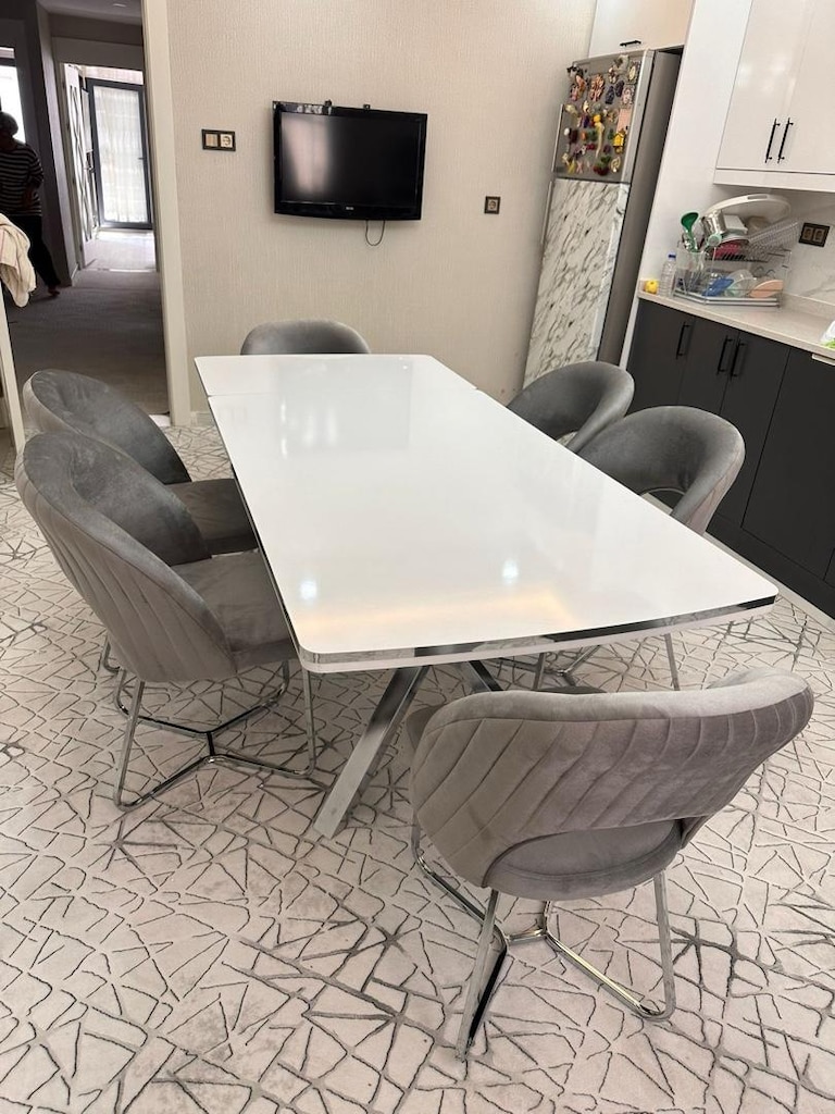 yemek masasi salon masası olarakda kullanılır - 4