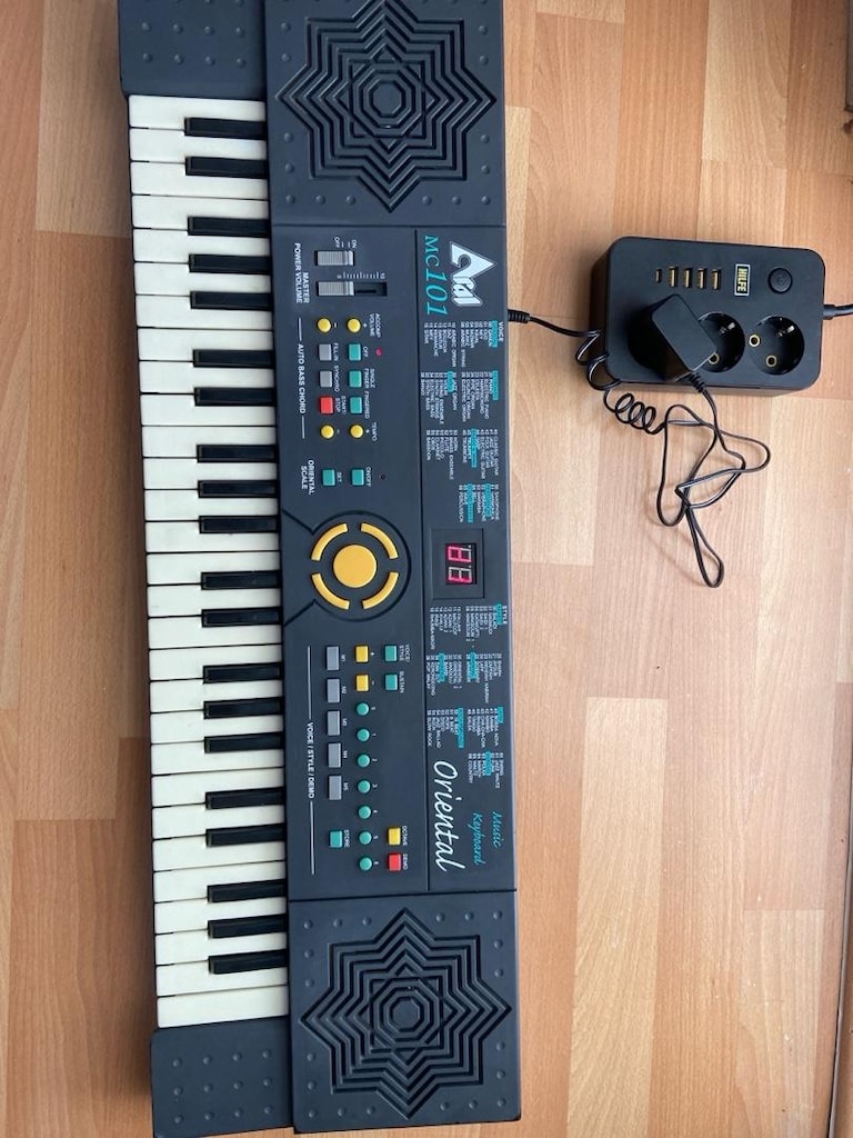 Aral MC101 music keyboard bütün tuşları çalışıyor - 3