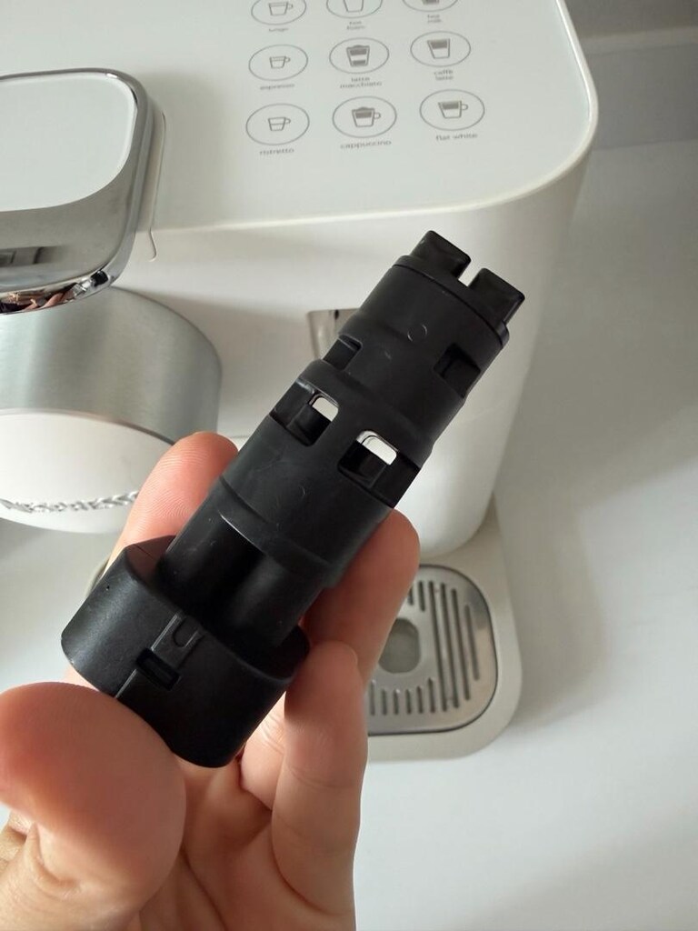 Nespresso F541 Gran Lattissima Kapsüllü Kahve Makinesi - 5