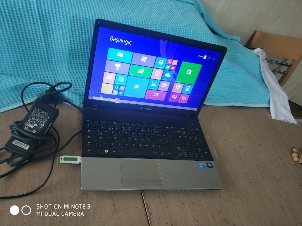 Samsung i5 2 nesil 6 GB rem batarya sağlam temiz laptop - 2