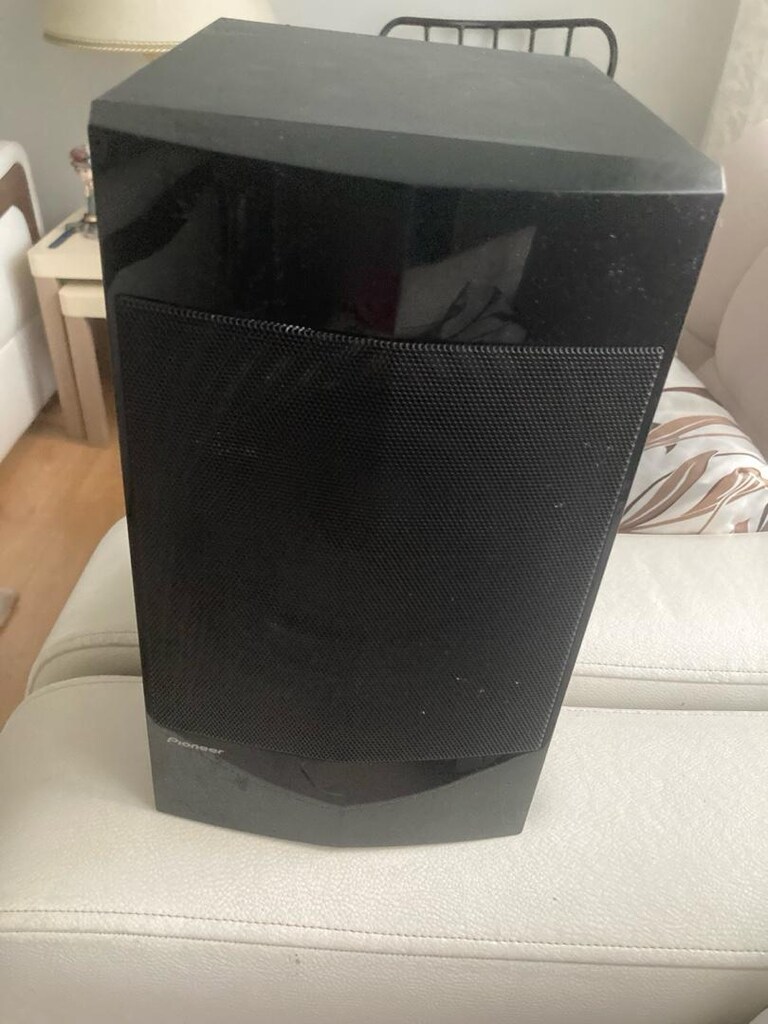 pioneer subwofwr - 6