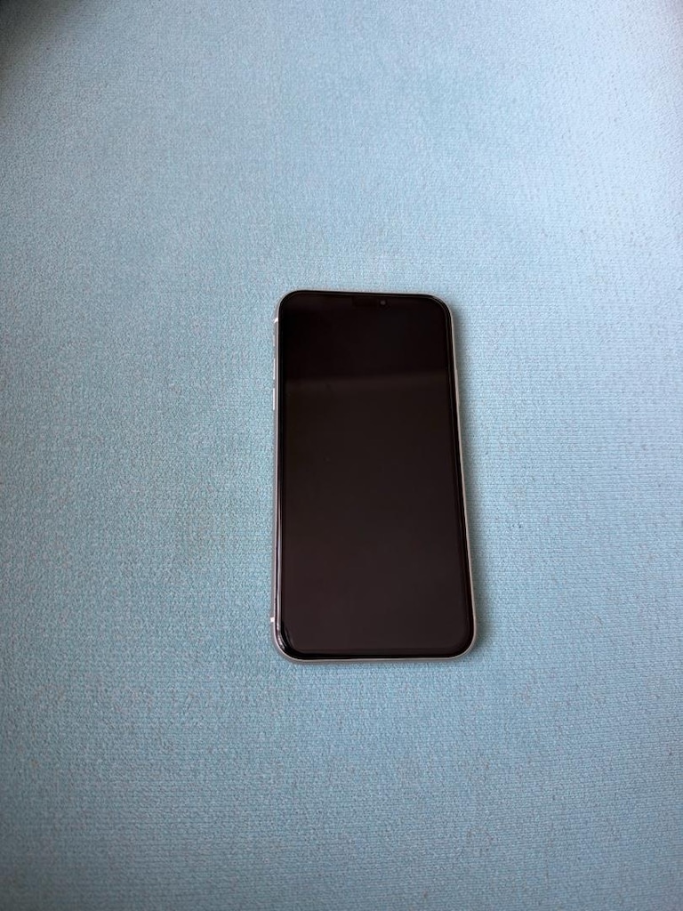 TEMİZ IPHONE 11 128gb - 2