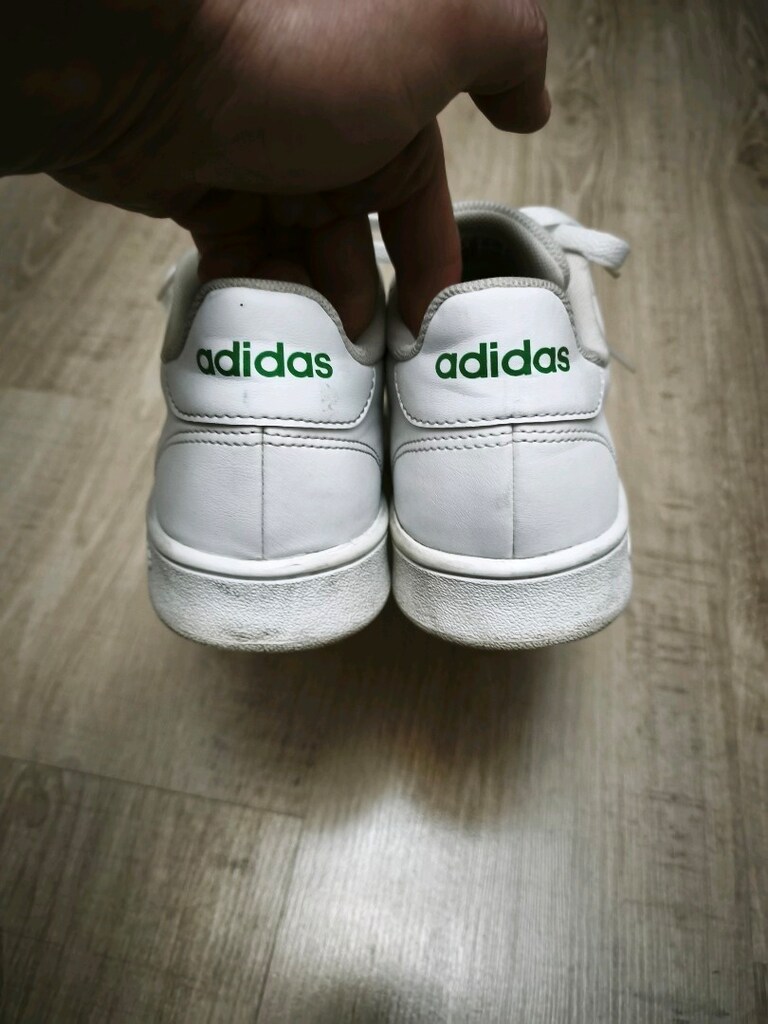 orjinal Adidas spor ayakkabı 44 - 6