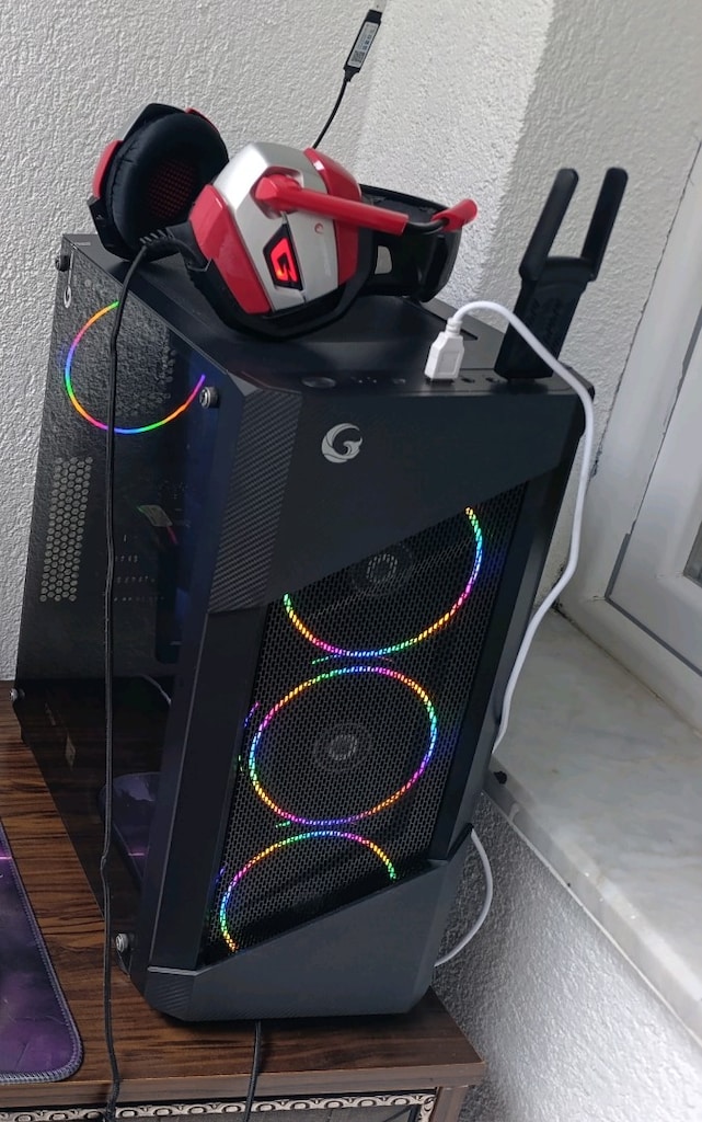 ACİL SATILIK! RGB Işıklı Oyuncu Kasası GTX 1650 + 24 GB RAM - 4