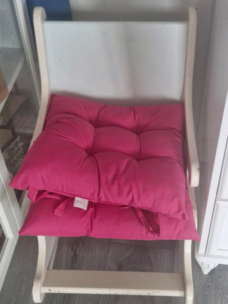 Sallanan sandalye çocuk