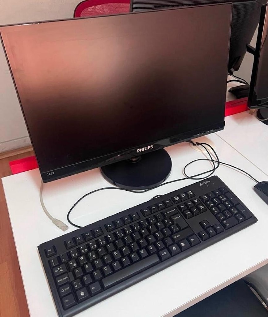 İ5 7500 + Quadro P400 + 480 GB SSD + Philips Monitör | Ofis/CAD Bilgis - 3