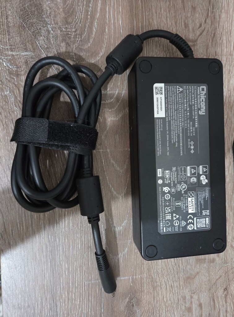 Acer 19.5V 16.9a 330W 5.5mmx1.7mm uçlu adaptör - 4
